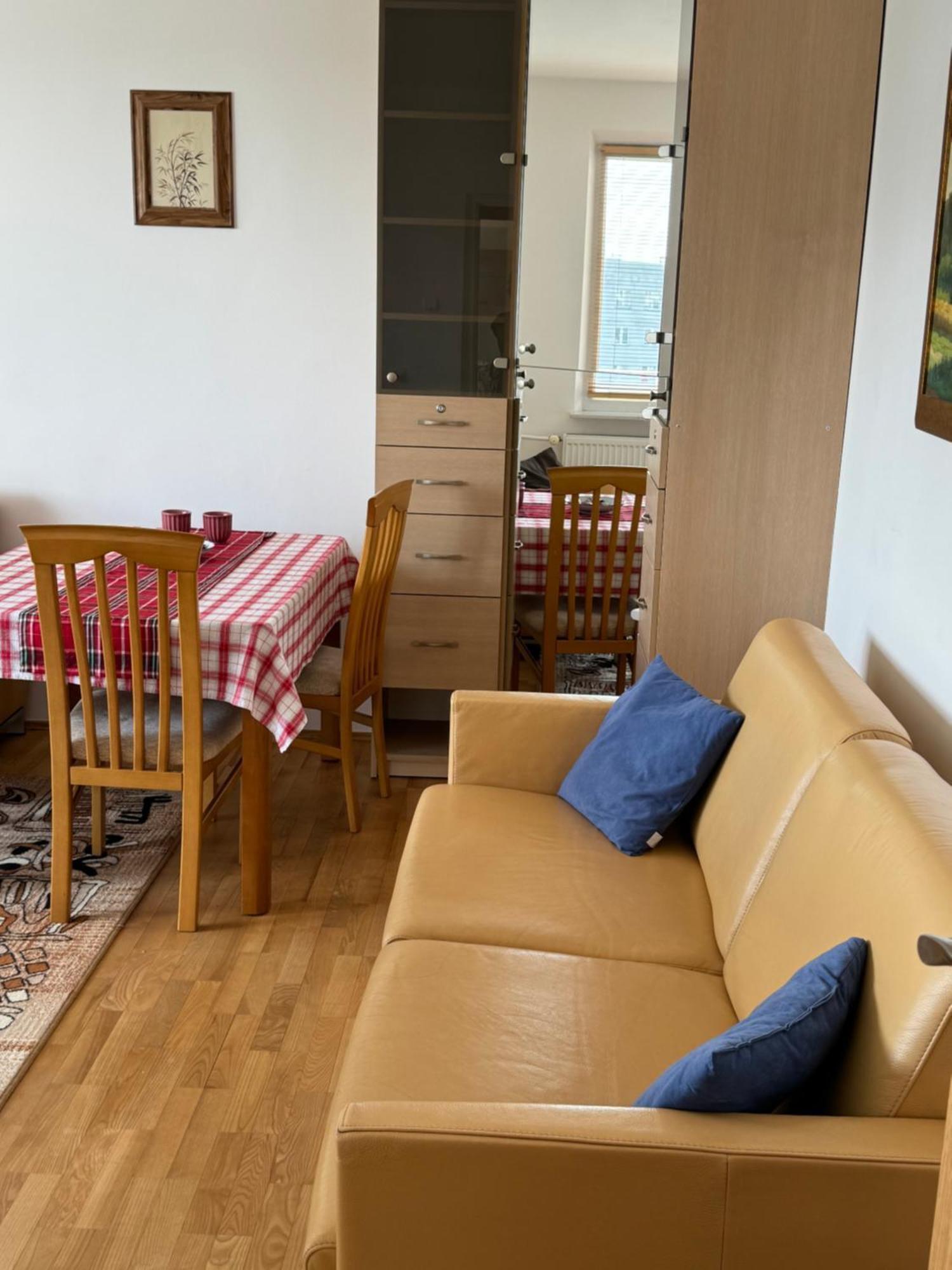 Wygodny Apartament Dla Rodziny 3-5 Osobowej Apartman Varsó Kültér fotó
