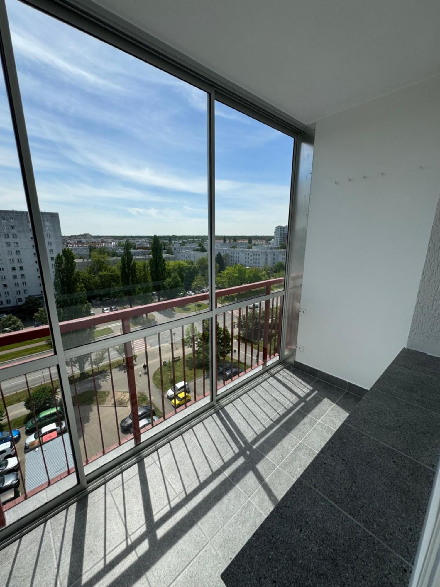 Wygodny Apartament Dla Rodziny 3-5 Osobowej Apartman Varsó Kültér fotó
